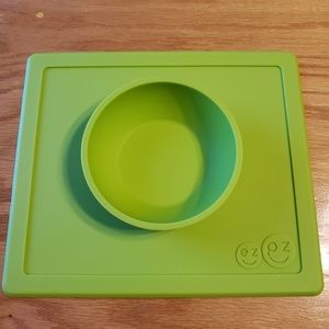 EZPZ Happy Bowl - Used